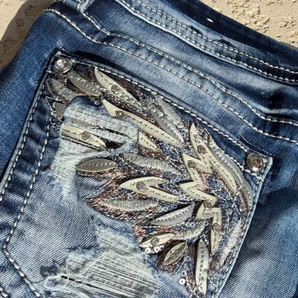 Miss Me Jeans Size 30 Ankle Skinny Rhinestones Angel Wing Sequins Distressed - Picture 6 of 11